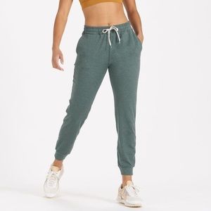 Vuori Performance Jogger - Kelp Heather